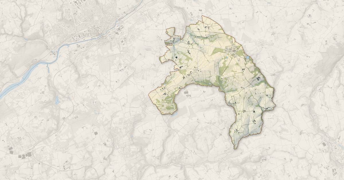 Portrait cartographique de La Martyre : relief, eau, forêts, bâti et voies, calculés à partir des données de l'IGN