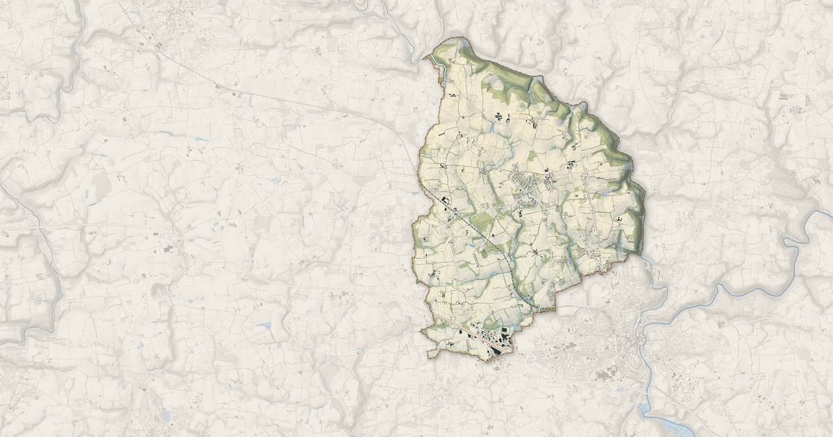 Portrait cartographique de Mellac : relief, eau, forêts, bâti et voies, calculés à partir des données de l'IGN