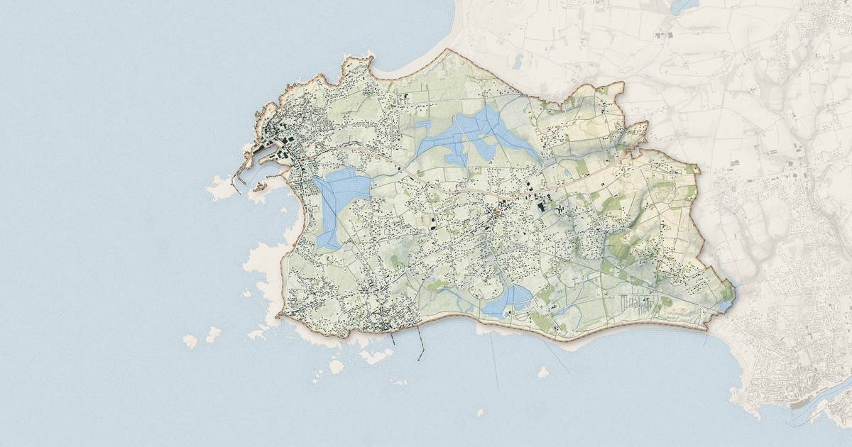 Portrait cartographique de Penmarch : relief, eau, forêts, bâti et voies, calculés à partir des données de l'IGN
