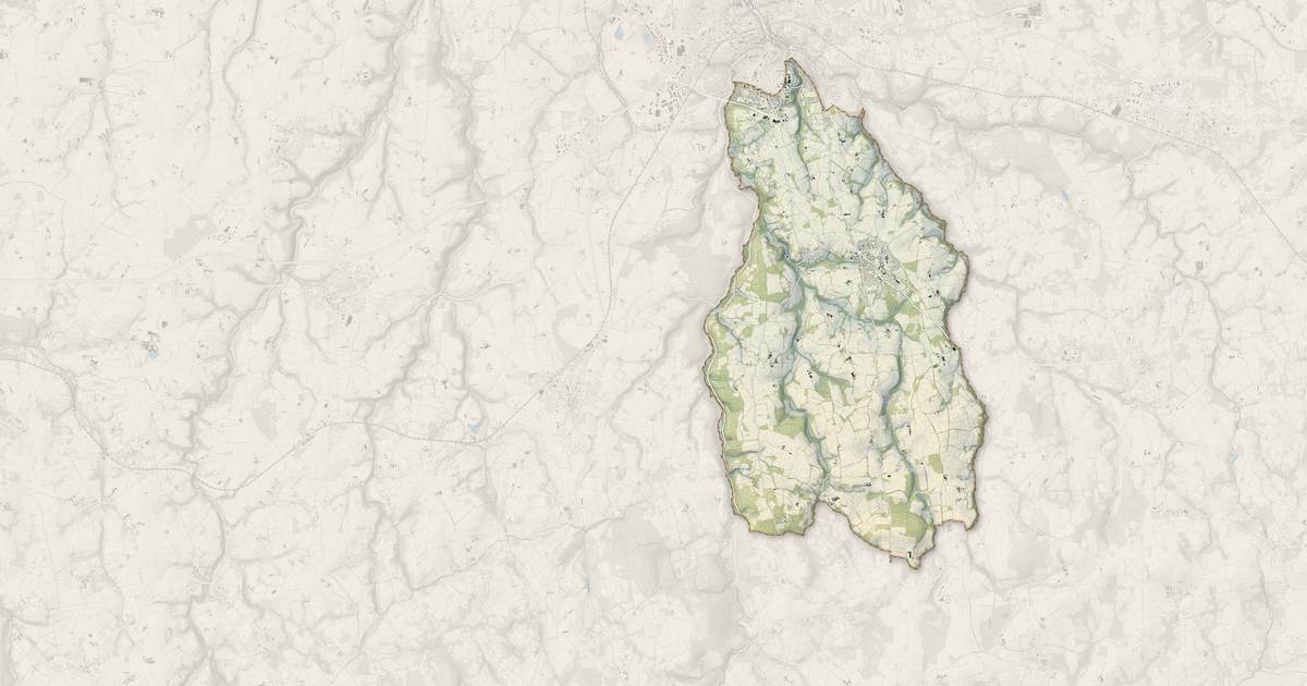 Portrait cartographique de Plourin-lès-Morlaix : relief, eau, forêts, bâti et voies, calculés à partir des données de l'IGN