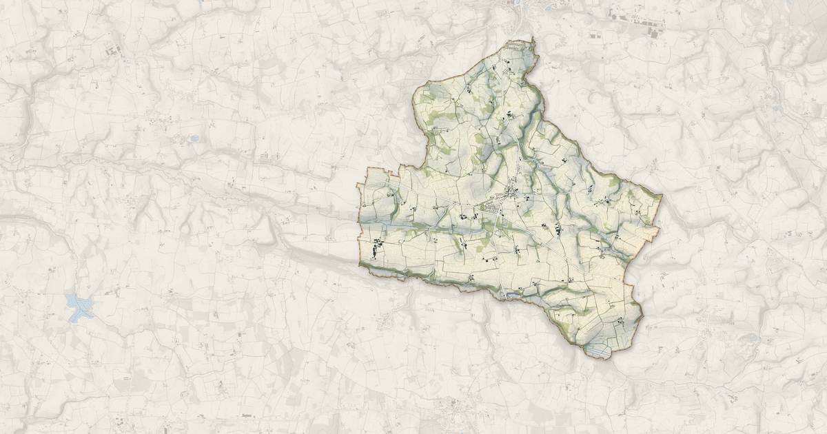Portrait cartographique de Pouldergat : relief, eau, forêts, bâti et voies, calculés à partir des données de l'IGN