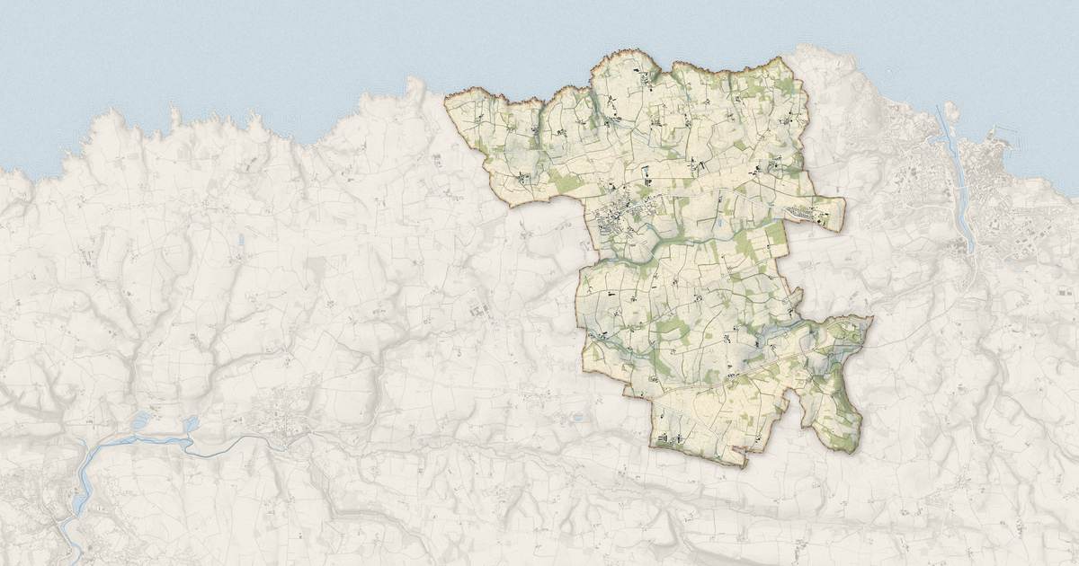 Portrait cartographique de Poullan-sur-Mer : relief, eau, forêts, bâti et voies, calculés à partir des données de l'IGN