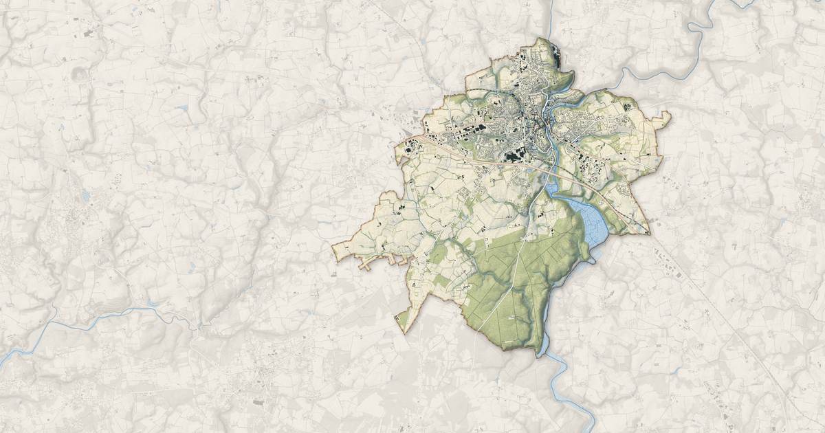 Portrait cartographique de Quimperlé : relief, eau, forêts, bâti et voies, calculés à partir des données de l'IGN