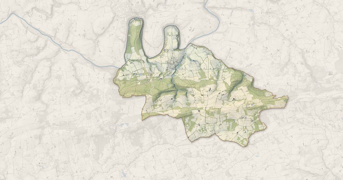 Portrait cartographique de Saint-Goazec : relief, eau, forêts, bâti et voies, calculés à partir des données de l'IGN