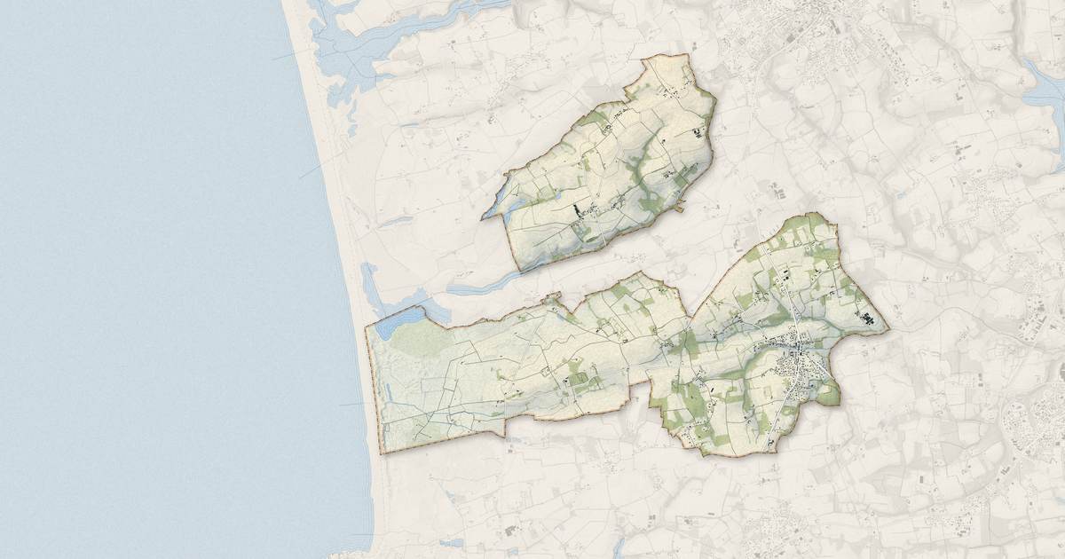 Portrait cartographique de Saint-Jean-Trolimon : relief, eau, forêts, bâti et voies, calculés à partir des données de l'IGN