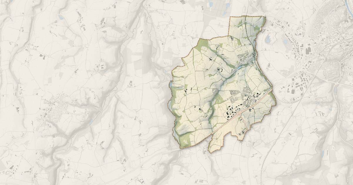 Portrait cartographique de Sainte-Sève : relief, eau, forêts, bâti et voies, calculés à partir des données de l'IGN
