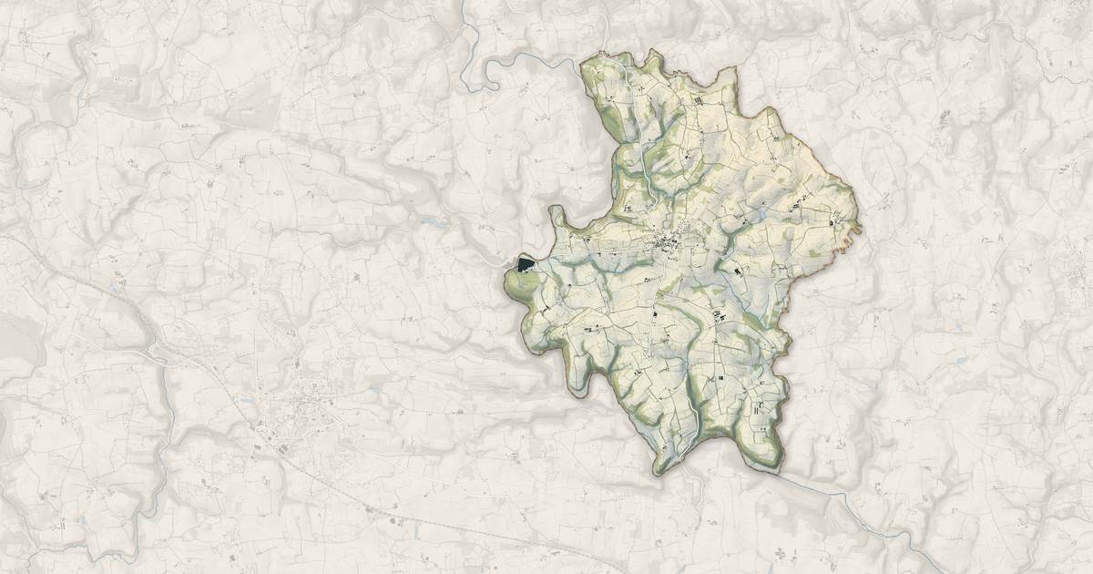 Portrait cartographique de Saint-Thurien : relief, eau, forêts, bâti et voies, calculés à partir des données de l'IGN