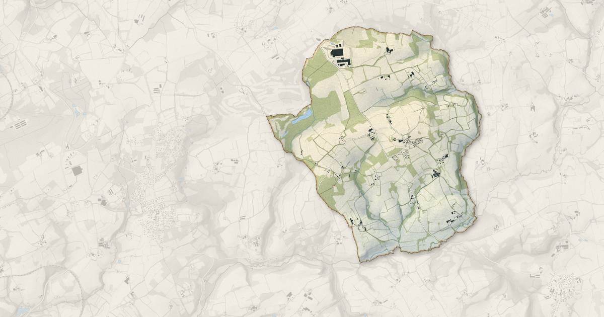 Portrait cartographique de Tréflévénez : relief, eau, forêts, bâti et voies, calculés à partir des données de l'IGN