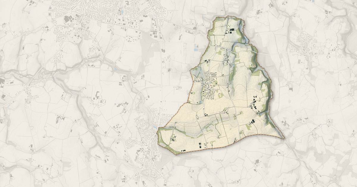 Portrait cartographique de Trégarantec : relief, eau, forêts, bâti et voies, calculés à partir des données de l'IGN