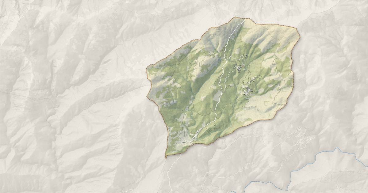 Portrait cartographique de Renno : relief, eau, forêts, bâti et voies, calculés à partir des données de l'IGN
