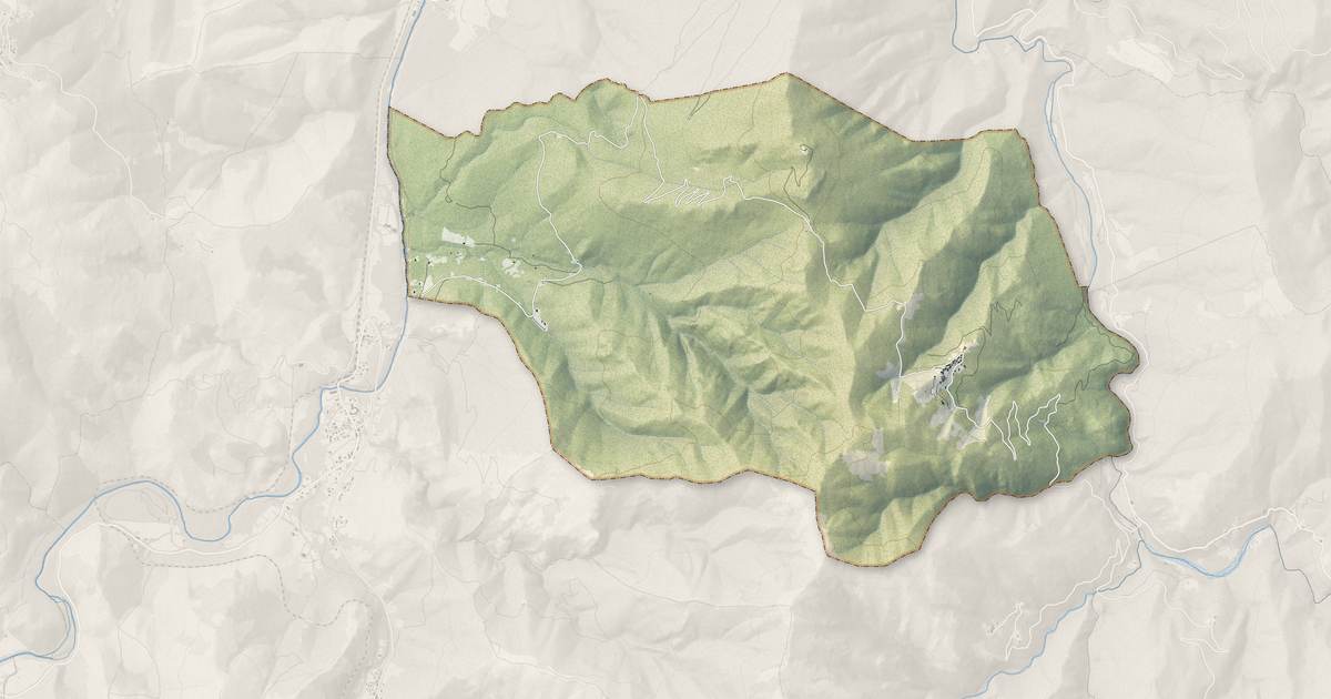 Portrait cartographique de Aiti : relief, eau, forêts, bâti et voies, calculés à partir des données de l'IGN