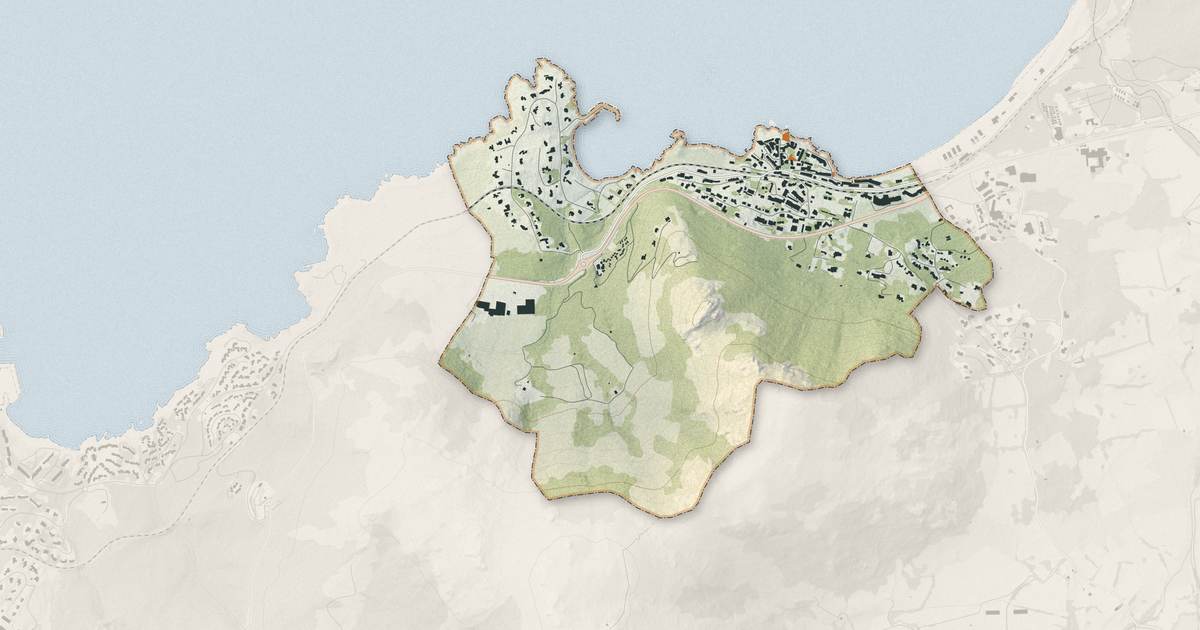 Portrait cartographique de Algajola : relief, eau, forêts, bâti et voies, calculés à partir des données de l'IGN