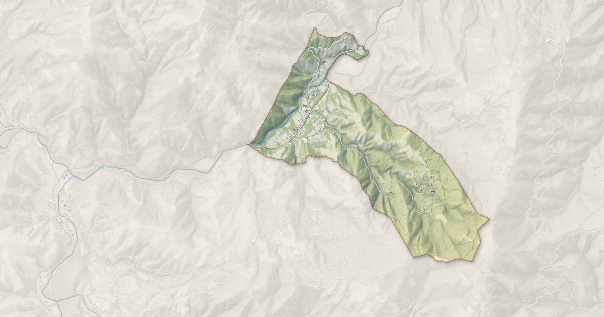Portrait cartographique de Castello-di-Rostino : relief, eau, forêts, bâti et voies, calculés à partir des données de l'IGN