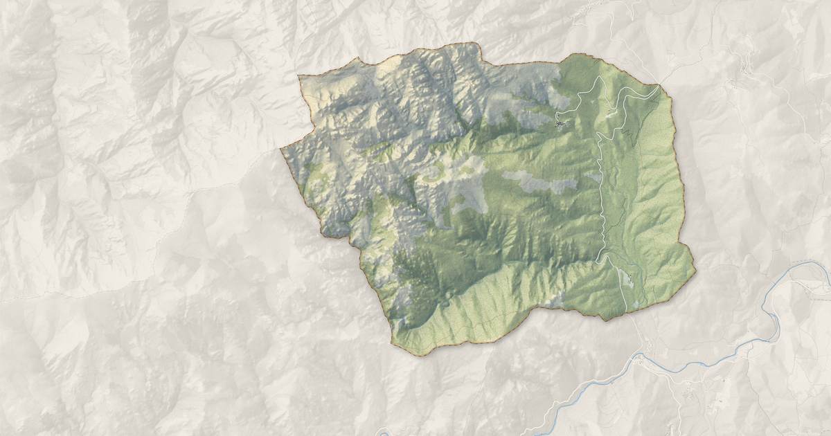 Portrait cartographique de Castiglione : relief, eau, forêts, bâti et voies, calculés à partir des données de l'IGN