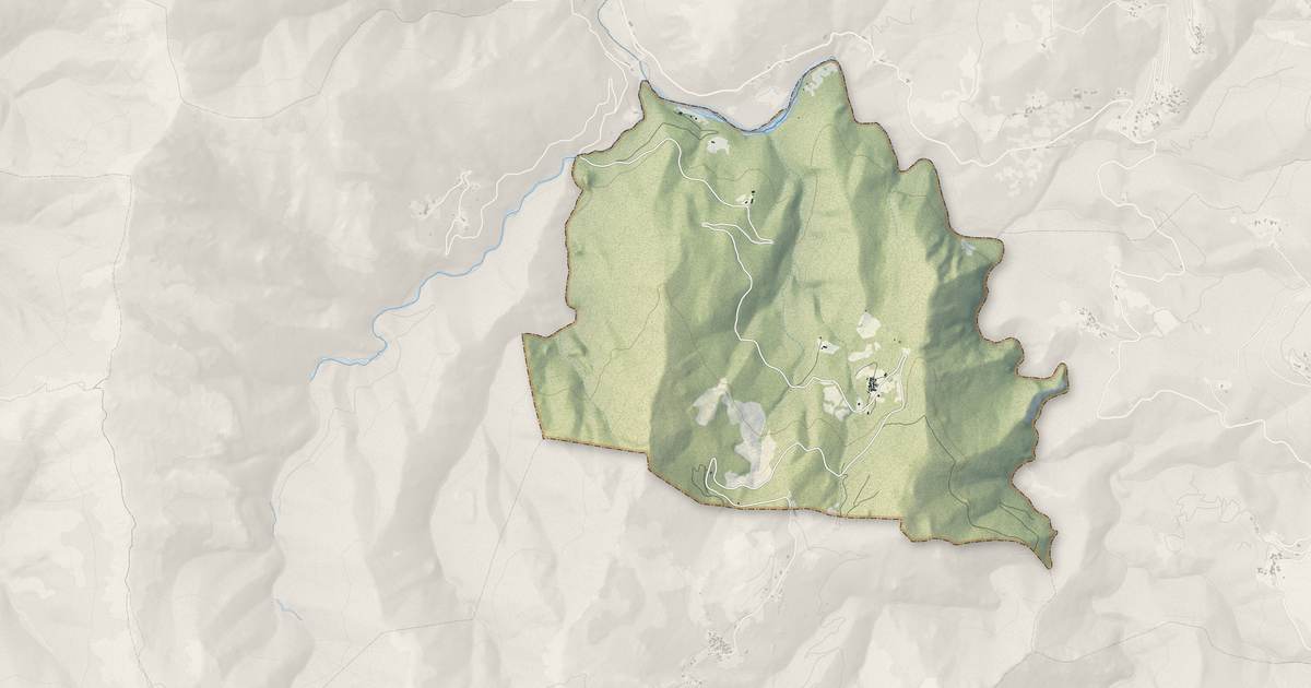 Portrait cartographique de Érone : relief, eau, forêts, bâti et voies, calculés à partir des données de l'IGN