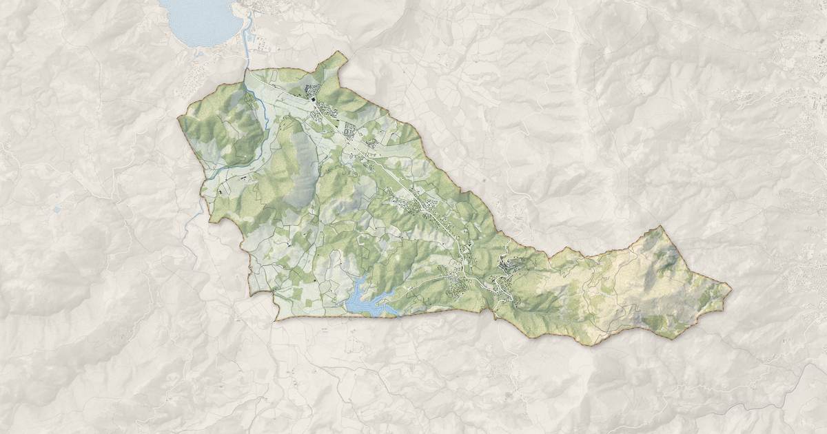 Portrait cartographique de Oletta : relief, eau, forêts, bâti et voies, calculés à partir des données de l'IGN