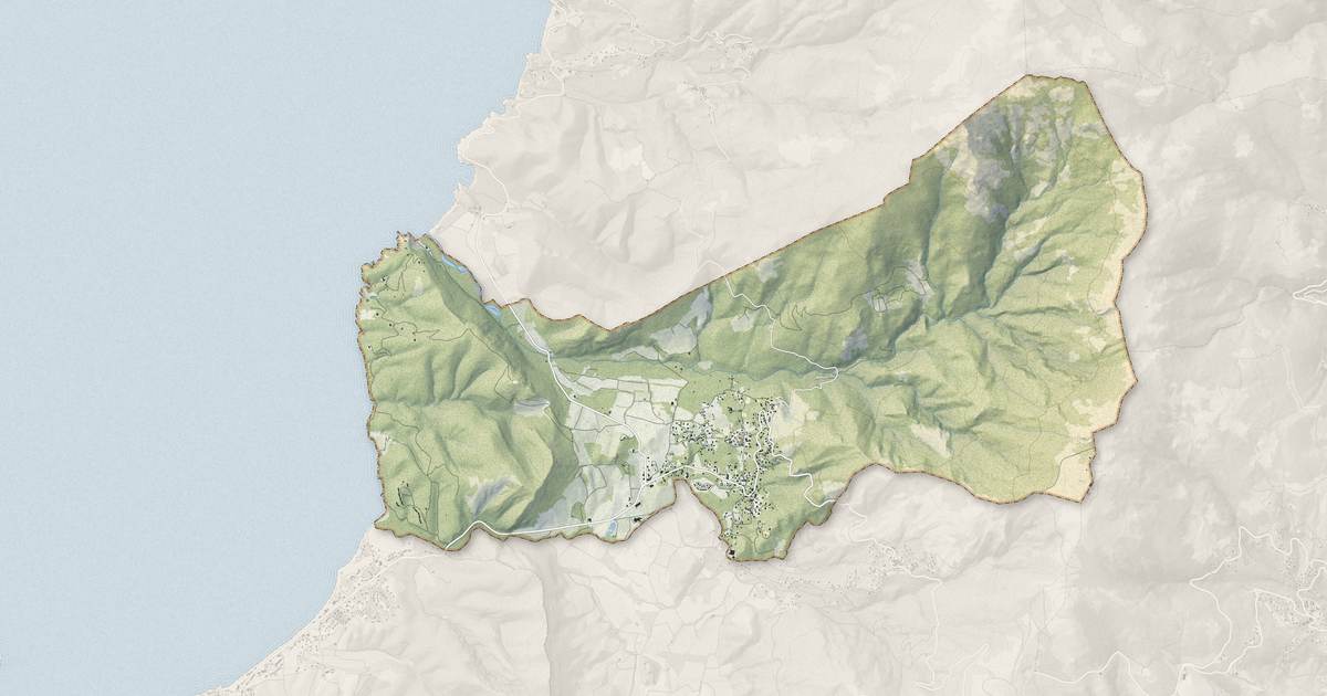 Portrait cartographique de Patrimonio : relief, eau, forêts, bâti et voies, calculés à partir des données de l'IGN