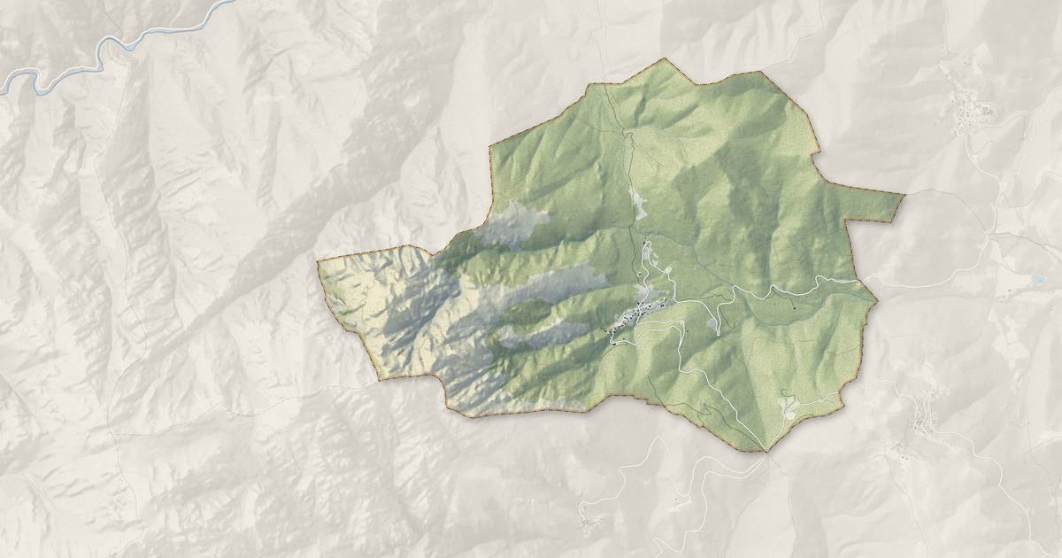 Portrait cartographique de Popolasca : relief, eau, forêts, bâti et voies, calculés à partir des données de l'IGN