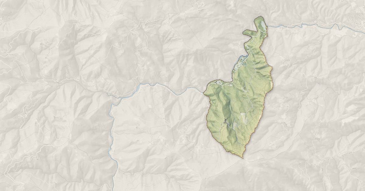 Portrait cartographique de Pruno : relief, eau, forêts, bâti et voies, calculés à partir des données de l'IGN