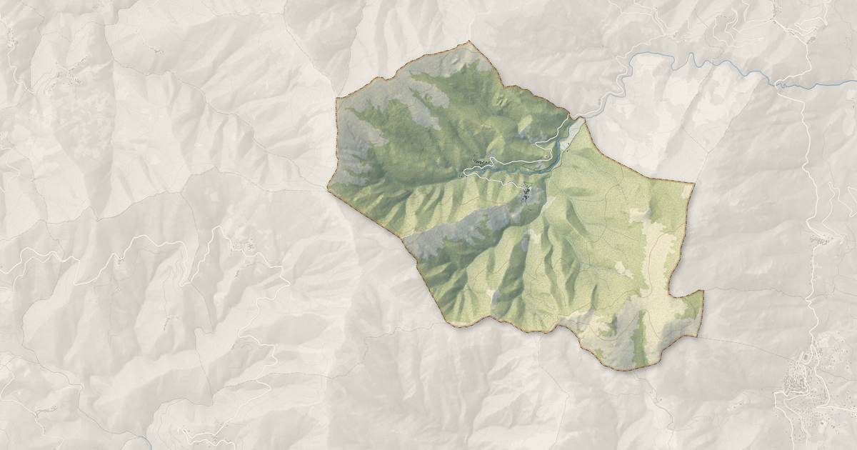 Portrait cartographique de Santa-Reparata-di-Moriani : relief, eau, forêts, bâti et voies, calculés à partir des données de l'IGN