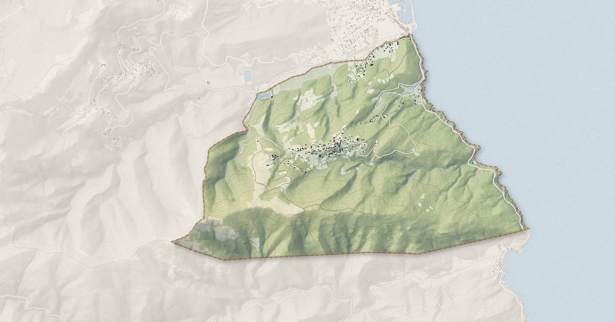 Portrait cartographique de Tomino : relief, eau, forêts, bâti et voies, calculés à partir des données de l'IGN