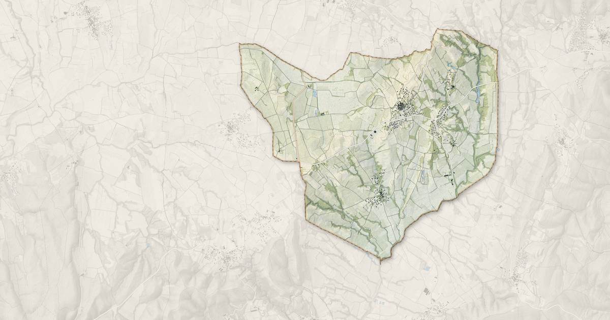 Portrait cartographique de Aigremont : relief, eau, forêts, bâti et voies, calculés à partir des données de l'IGN
