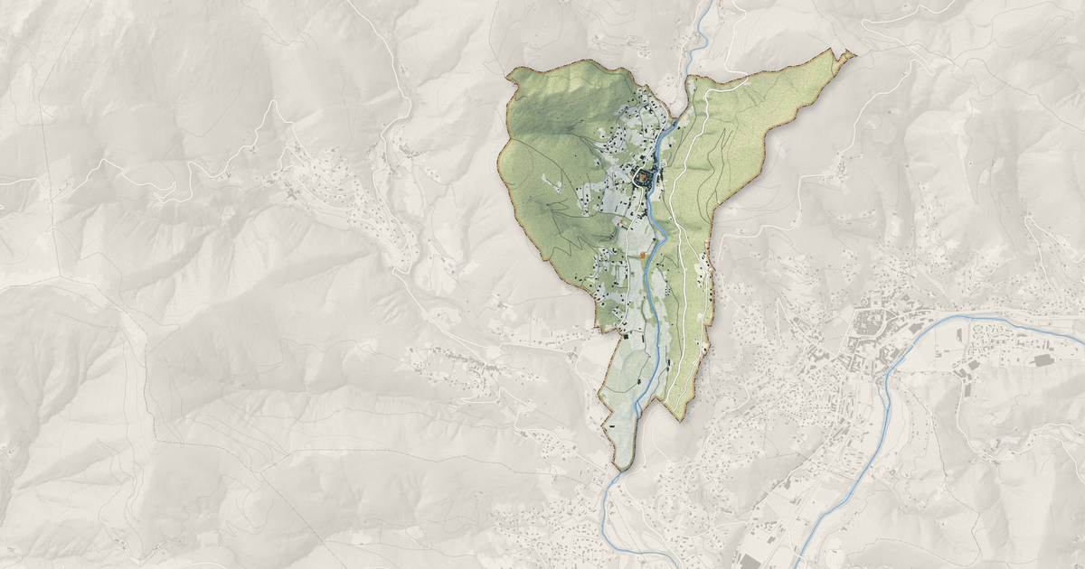 Portrait cartographique de Aulas : relief, eau, forêts, bâti et voies, calculés à partir des données de l'IGN