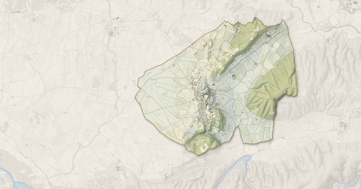 Portrait cartographique de Blauzac : relief, eau, forêts, bâti et voies, calculés à partir des données de l'IGN