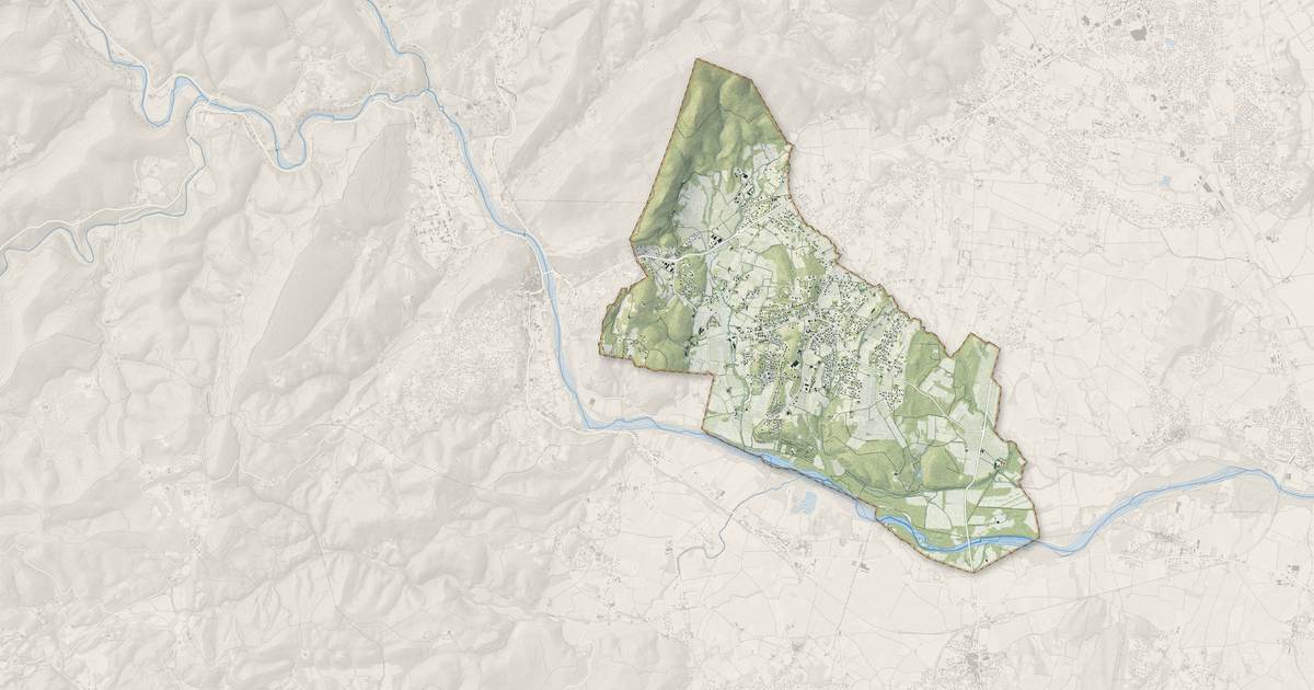 Portrait cartographique de Boisset-et-Gaujac : relief, eau, forêts, bâti et voies, calculés à partir des données de l'IGN