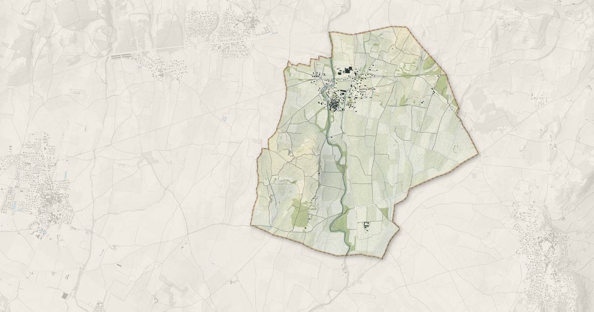 Portrait cartographique de Bourdic : relief, eau, forêts, bâti et voies, calculés à partir des données de l'IGN