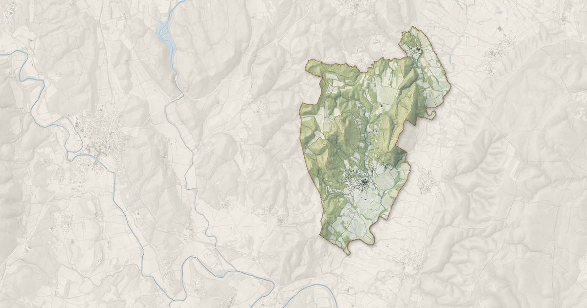 Portrait cartographique de Cannes-et-Clairan : relief, eau, forêts, bâti et voies, calculés à partir des données de l'IGN