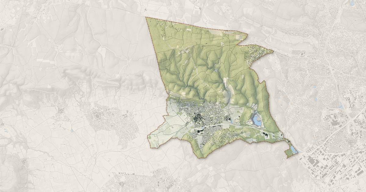 Portrait cartographique de Caveirac : relief, eau, forêts, bâti et voies, calculés à partir des données de l'IGN