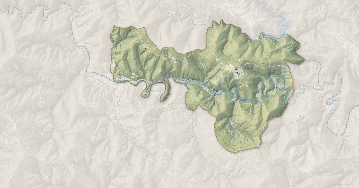 Portrait cartographique de Chambon : relief, eau, forêts, bâti et voies, calculés à partir des données de l'IGN