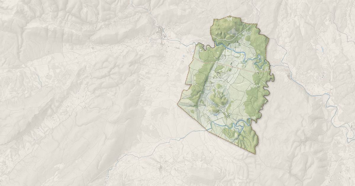 Portrait cartographique de Conqueyrac : relief, eau, forêts, bâti et voies, calculés à partir des données de l'IGN