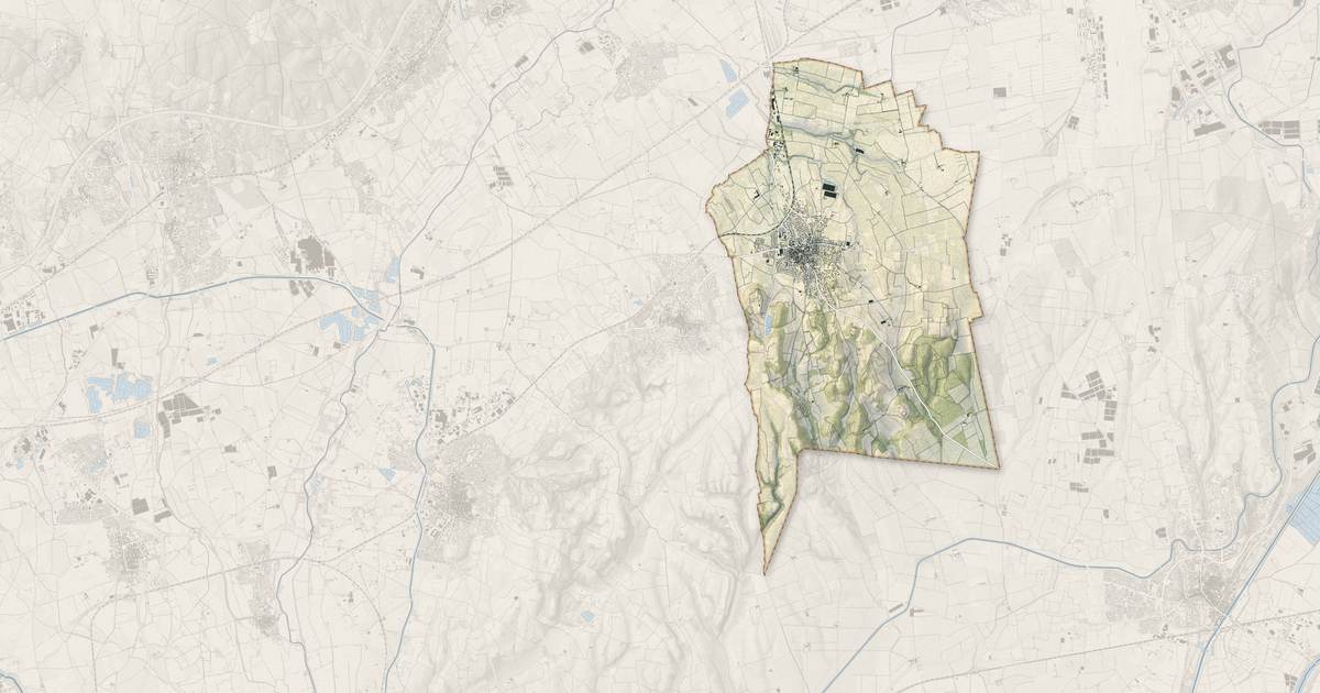 Portrait cartographique de Générac : relief, eau, forêts, bâti et voies, calculés à partir des données de l'IGN