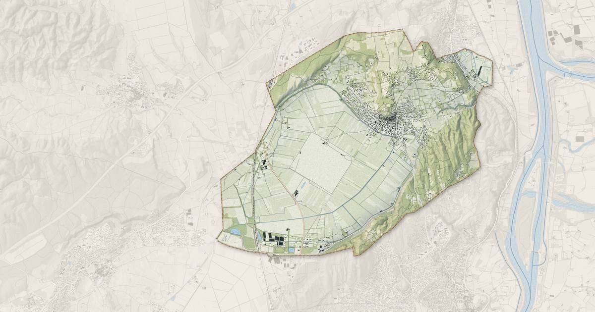 Portrait cartographique de Pujaut : relief, eau, forêts, bâti et voies, calculés à partir des données de l'IGN