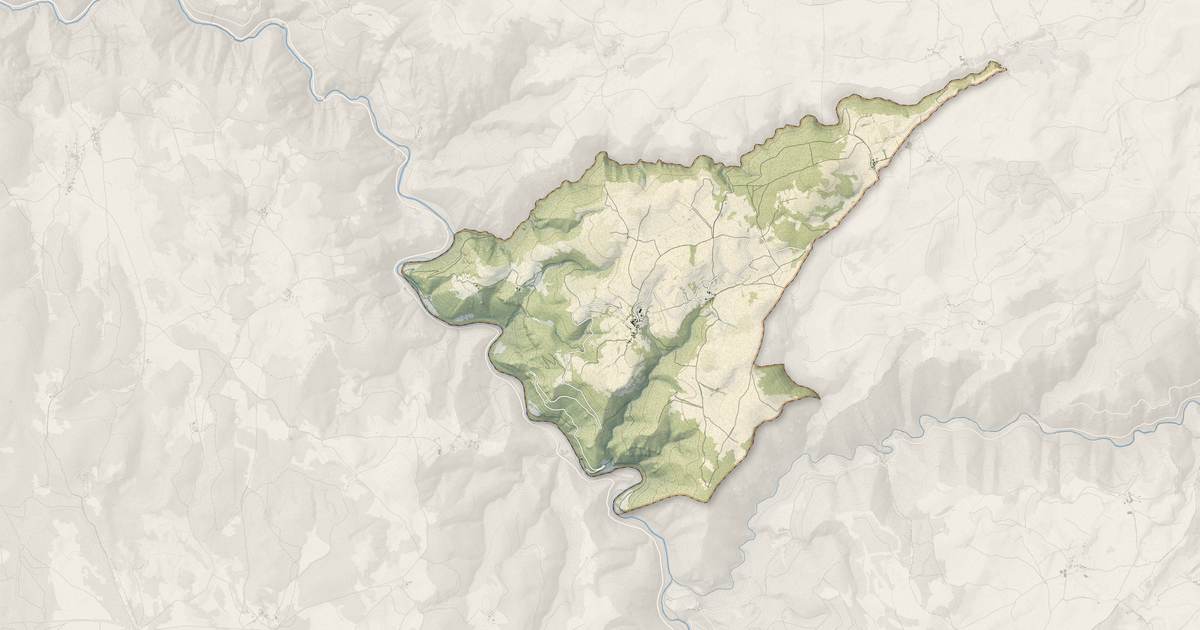 Portrait cartographique de Revens : relief, eau, forêts, bâti et voies, calculés à partir des données de l'IGN