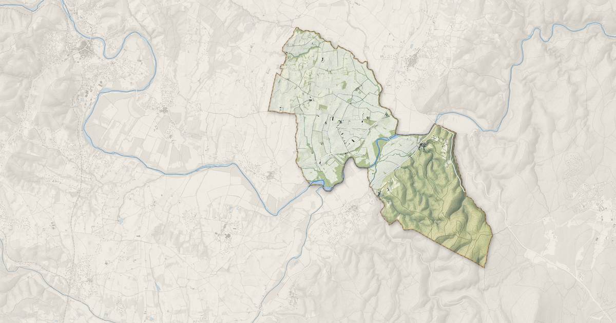 Portrait cartographique de Rochegude : relief, eau, forêts, bâti et voies, calculés à partir des données de l'IGN