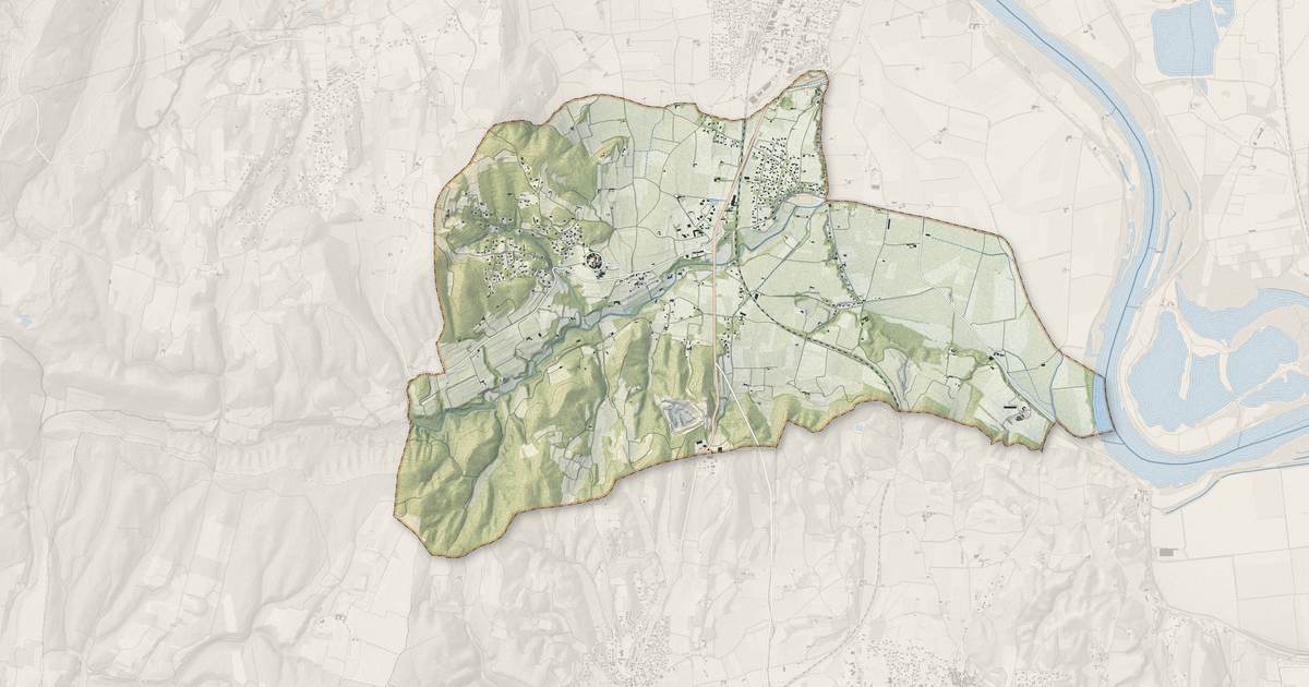Portrait cartographique de Saint-Alexandre : relief, eau, forêts, bâti et voies, calculés à partir des données de l'IGN