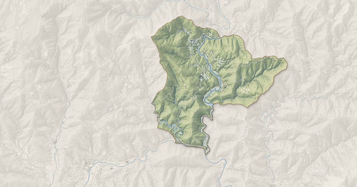 Portrait cartographique de Saint-André-de-Majencoules : relief, eau, forêts, bâti et voies, calculés à partir des données de l'IGN