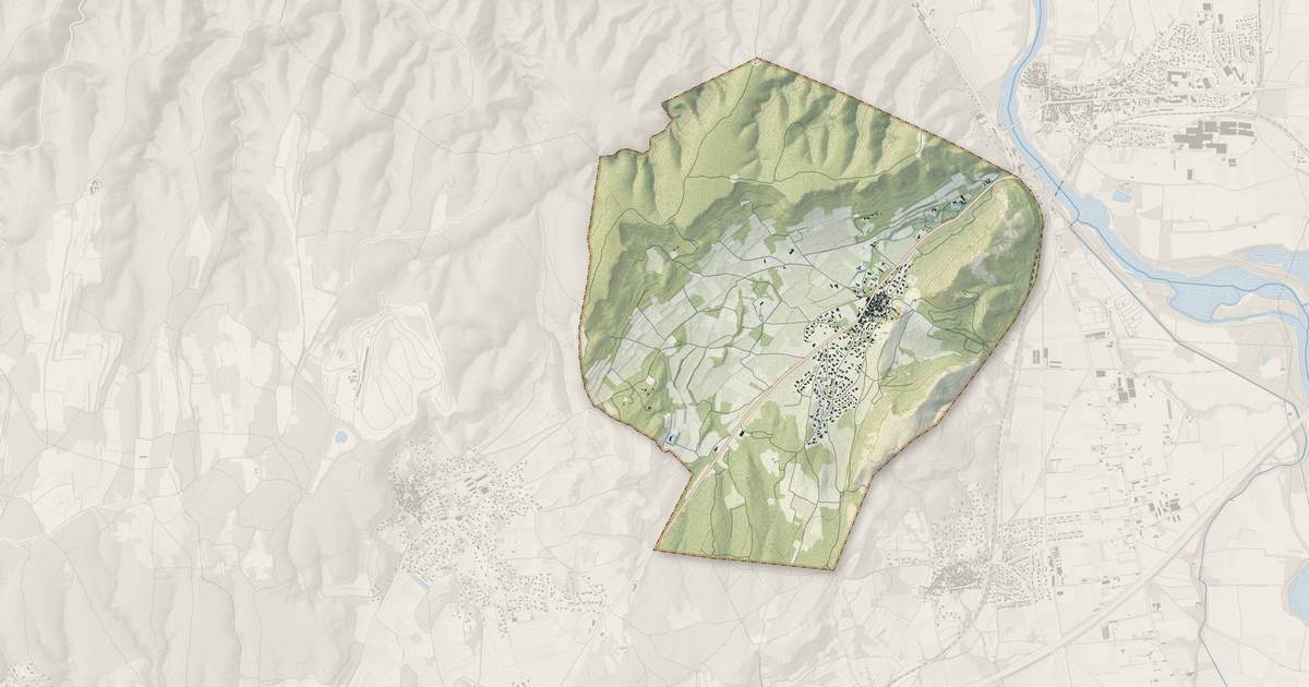 Portrait cartographique de Saint-Bonnet-du-Gard : relief, eau, forêts, bâti et voies, calculés à partir des données de l'IGN
