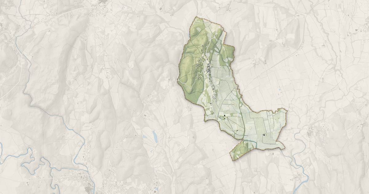 Portrait cartographique de Saint-Jean-de-Crieulon : relief, eau, forêts, bâti et voies, calculés à partir des données de l'IGN