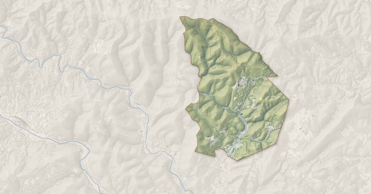 Portrait cartographique de Saint-Sébastien-d'Aigrefeuille : relief, eau, forêts, bâti et voies, calculés à partir des données de l'IGN