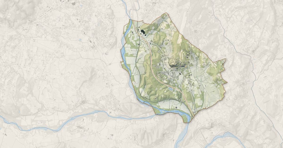 Portrait cartographique de Vézénobres : relief, eau, forêts, bâti et voies, calculés à partir des données de l'IGN