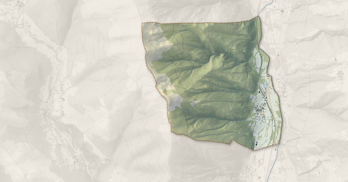 Portrait cartographique de Antignac : relief, eau, forêts, bâti et voies, calculés à partir des données de l'IGN