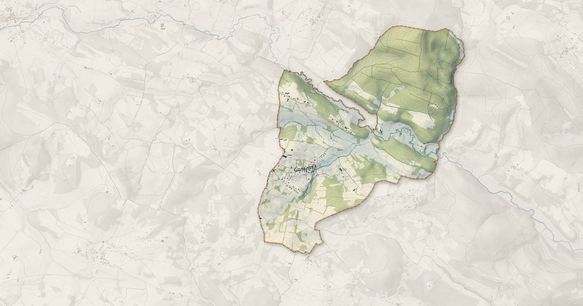 Portrait cartographique de Auzas : relief, eau, forêts, bâti et voies, calculés à partir des données de l'IGN