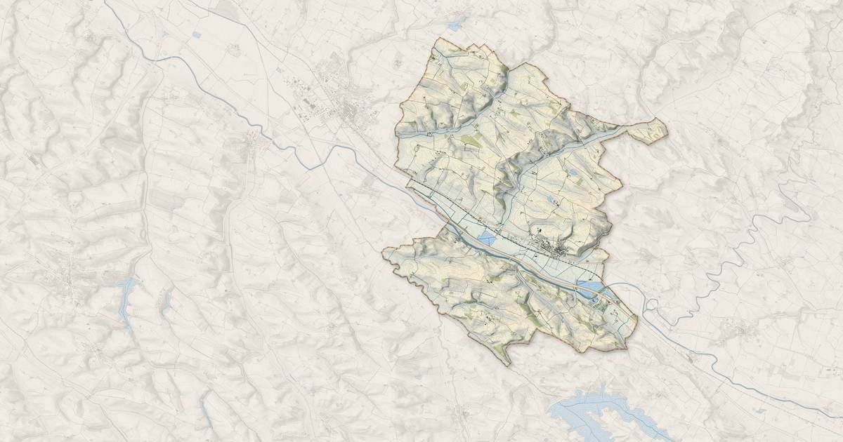 Portrait cartographique de Avignonet-Lauragais : relief, eau, forêts, bâti et voies, calculés à partir des données de l'IGN