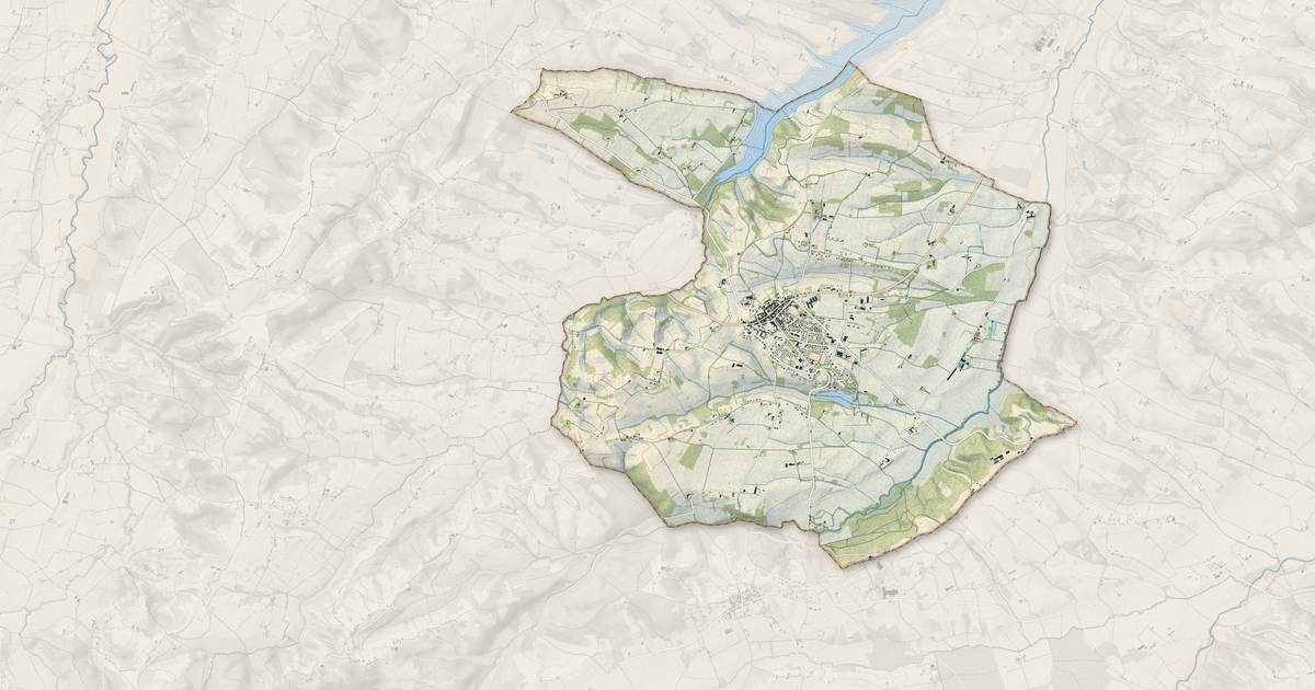 Portrait cartographique de Boulogne-sur-Gesse : relief, eau, forêts, bâti et voies, calculés à partir des données de l'IGN