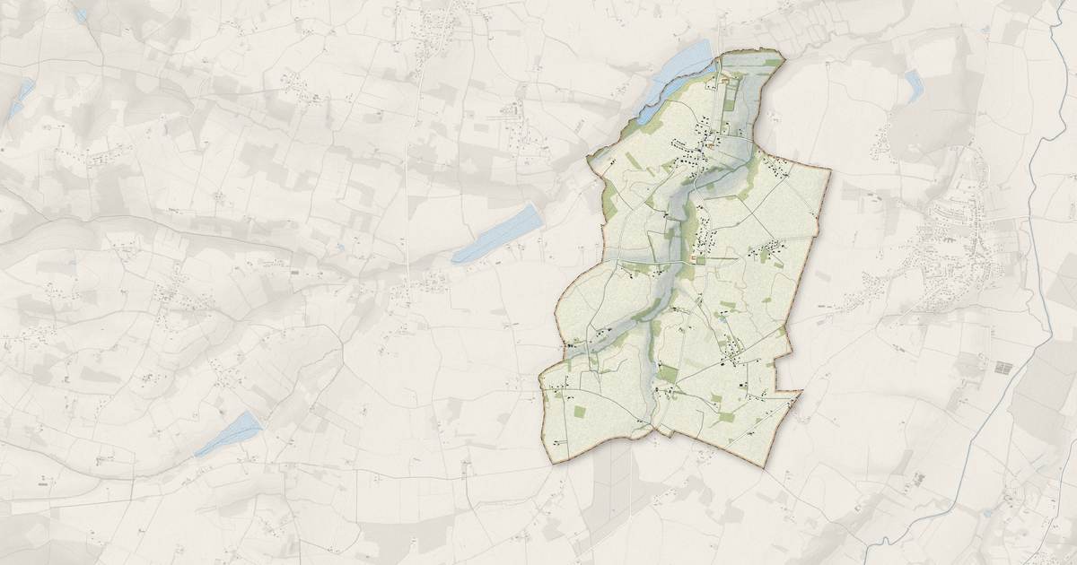 Portrait cartographique de Cambernard : relief, eau, forêts, bâti et voies, calculés à partir des données de l'IGN