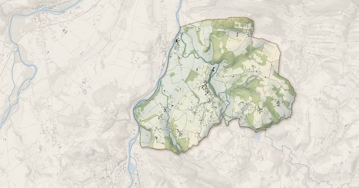 Portrait cartographique de Cassagne : relief, eau, forêts, bâti et voies, calculés à partir des données de l'IGN